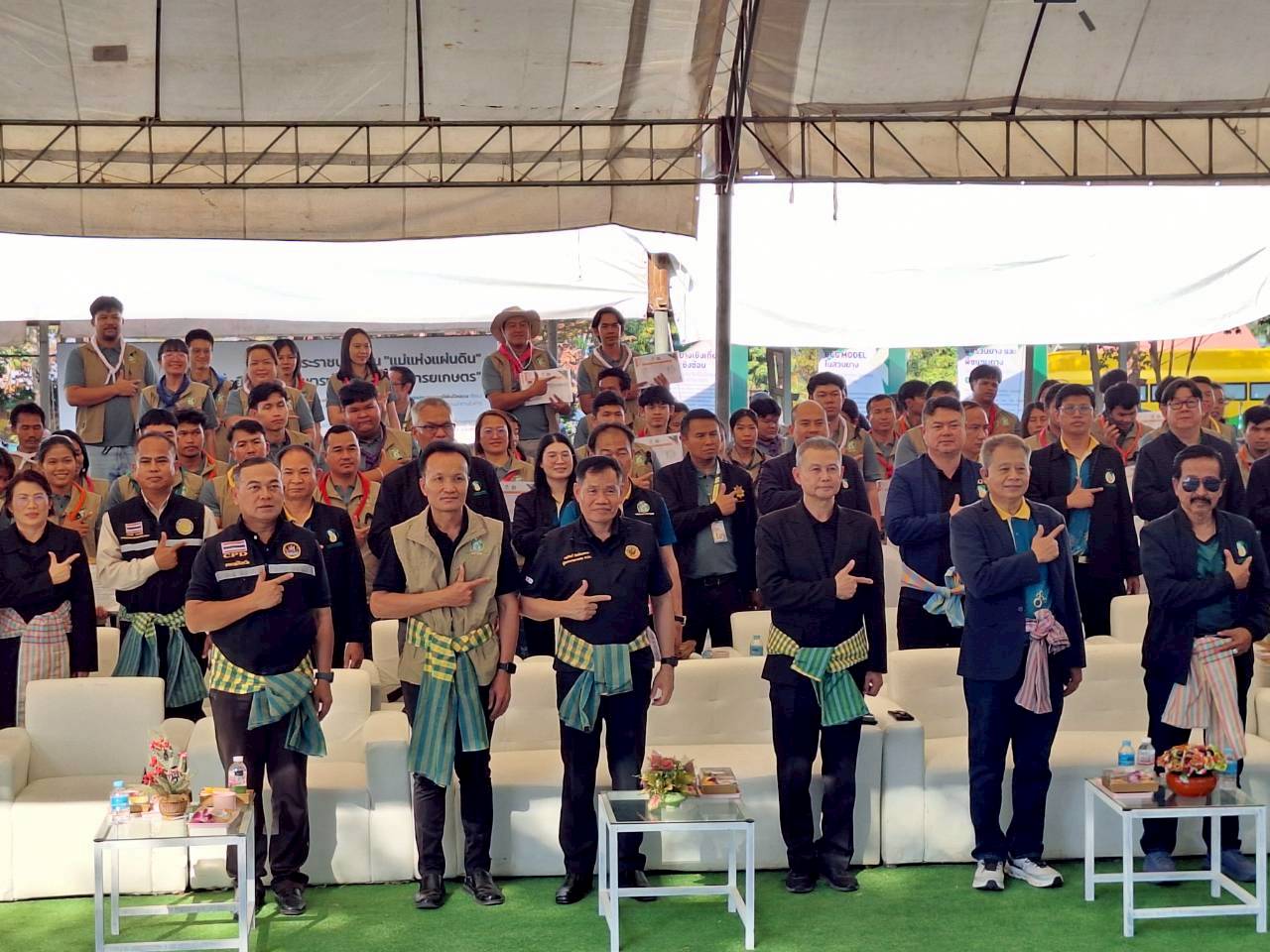 title - ผู้ตรวจราชการ ส.ป.ก. ร่วมเป็นเกียรติในพิธีปิดและมอบเกียรติบัตรแก่เยาวชนเกษตรกรรุ่นใหม่ โครงการพัฒนาเกษตรกรชาวสวนยางรุ่นใหม่ตามการขับเคลื่อนนโยบายของกระทรวงเกษตรและสหกรณ์ ประจำปี 2569 ณ ศูนย์เรียนรู้ยางพาราจังหวัดนครพนม อำเภอเมืองนครพนม จังหวัดนครพนม